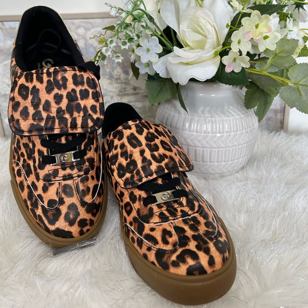 GBG Los Angeles Leopard Print Sneakers